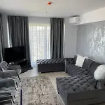 Anais Floor Bel Air Luxury Nord Mamaia