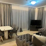 Anais Floor Bel Air Luxury Nord *