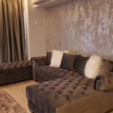 Anais Floor Bel Air Luxury Nord Mamaia