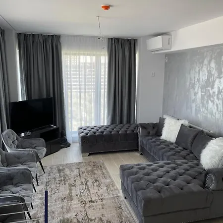 Anais Floor Bel Air Luxury Nord Mamaia