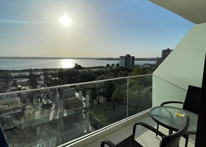 アパート Anais Floor Bel Air Luxury Nord ママイア