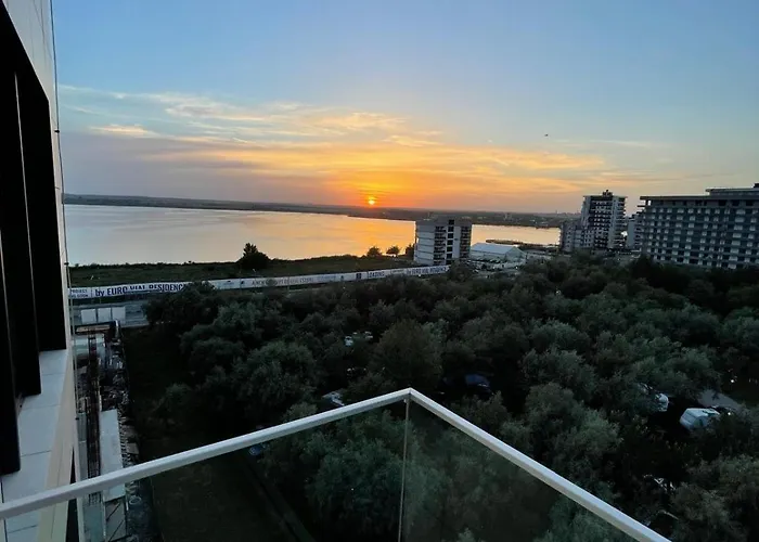 Anais Floor Bel Air Luxury Nord アパート ママイア