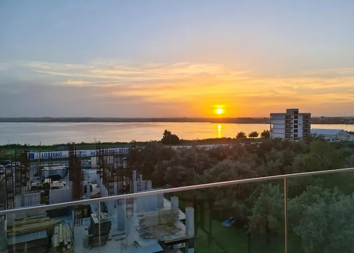 Anais Floor Bel Air Luxury Nord * ママイア