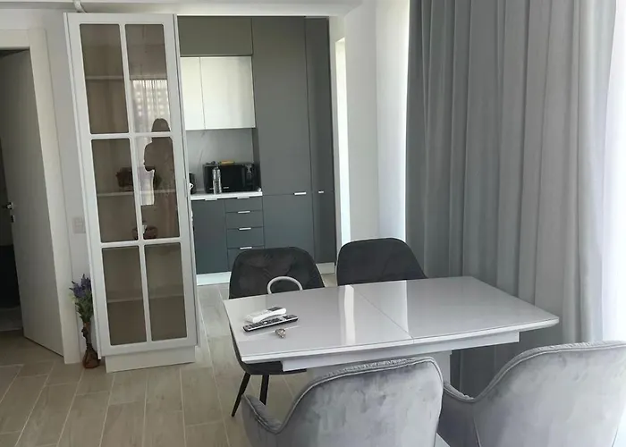 Anais Floor Bel Air Luxury Nord