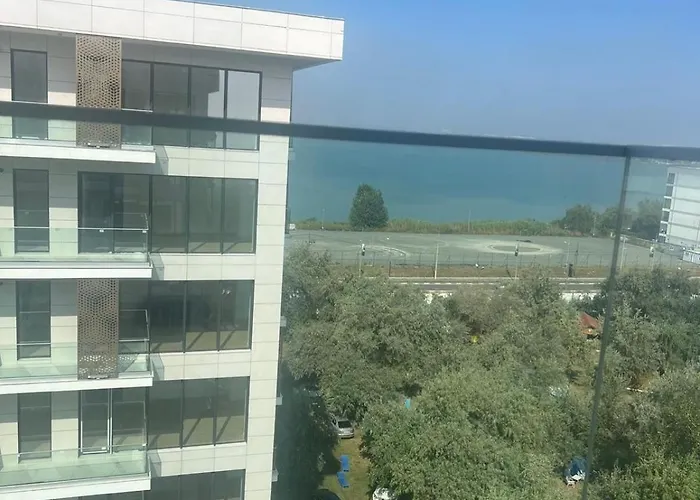 Anais Floor Bel Air Luxury Nord *