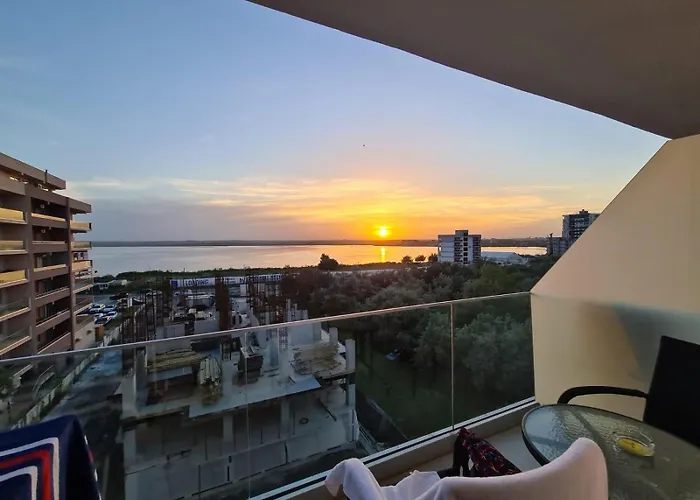 Anais Floor Bel Air Luxury Nord アパート *