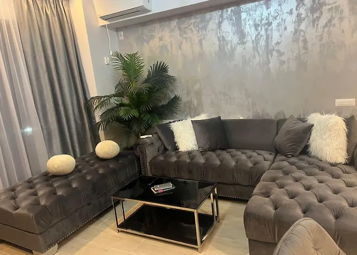 Anais Floor Bel Air Luxury Nord ママイア